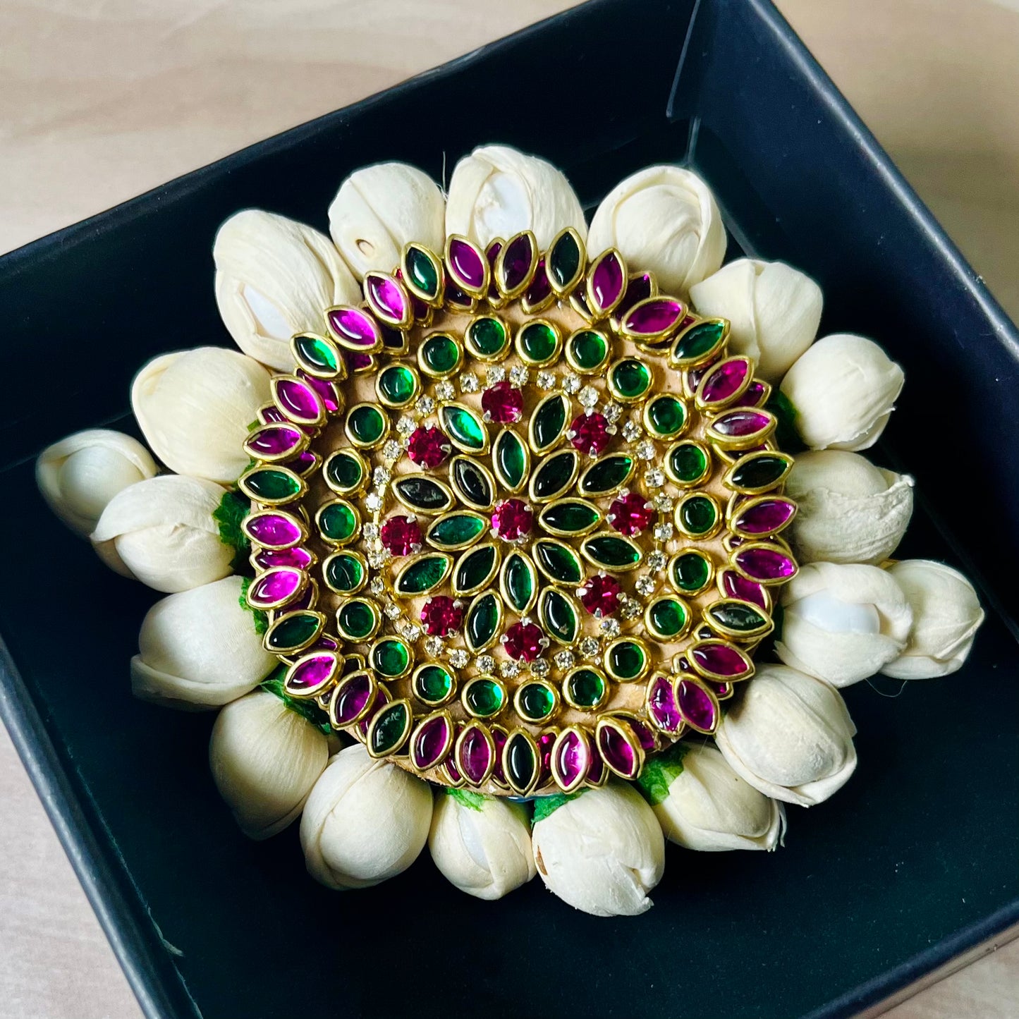 floral juda pin, hair accessories for bun, bridal juda pin, kundan juda pin, jasmine juda pin, traditional hair accessory, indian bridal hair accessory, handcrafted juda pin, wedding hair accessory, artificial gajra pin, south indian hair accessory, floral hair brooch, juda pin for saree look, festive hair accessory, juda pin set