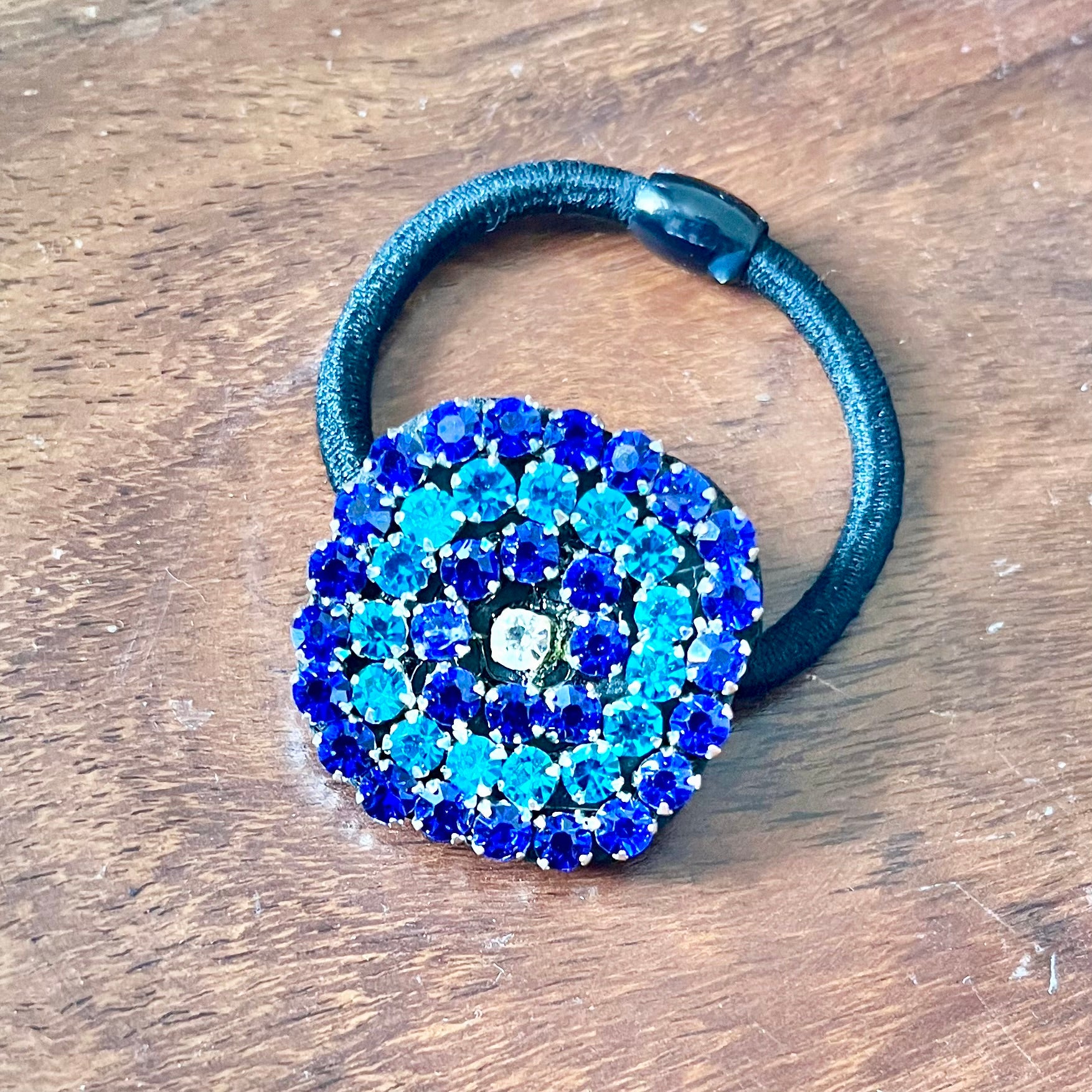 ocean spark hairband, crystal hairband, blue hair accessory, rhinestone hairband, floral hairband, party hair accessory, handmade hairband, sparkly hair tie, girls hairband, stylish hairband, trendy hair accessories, elegant hairband, festive hairband, bridal hair accessory, premium hairband for women