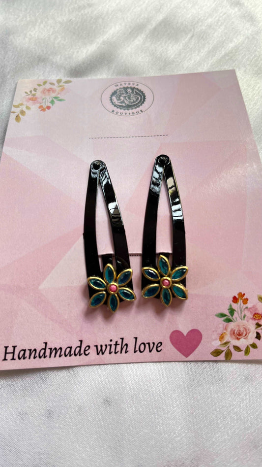 Sky blue flower tic-taç clip - MATSYA BOUTIQUE