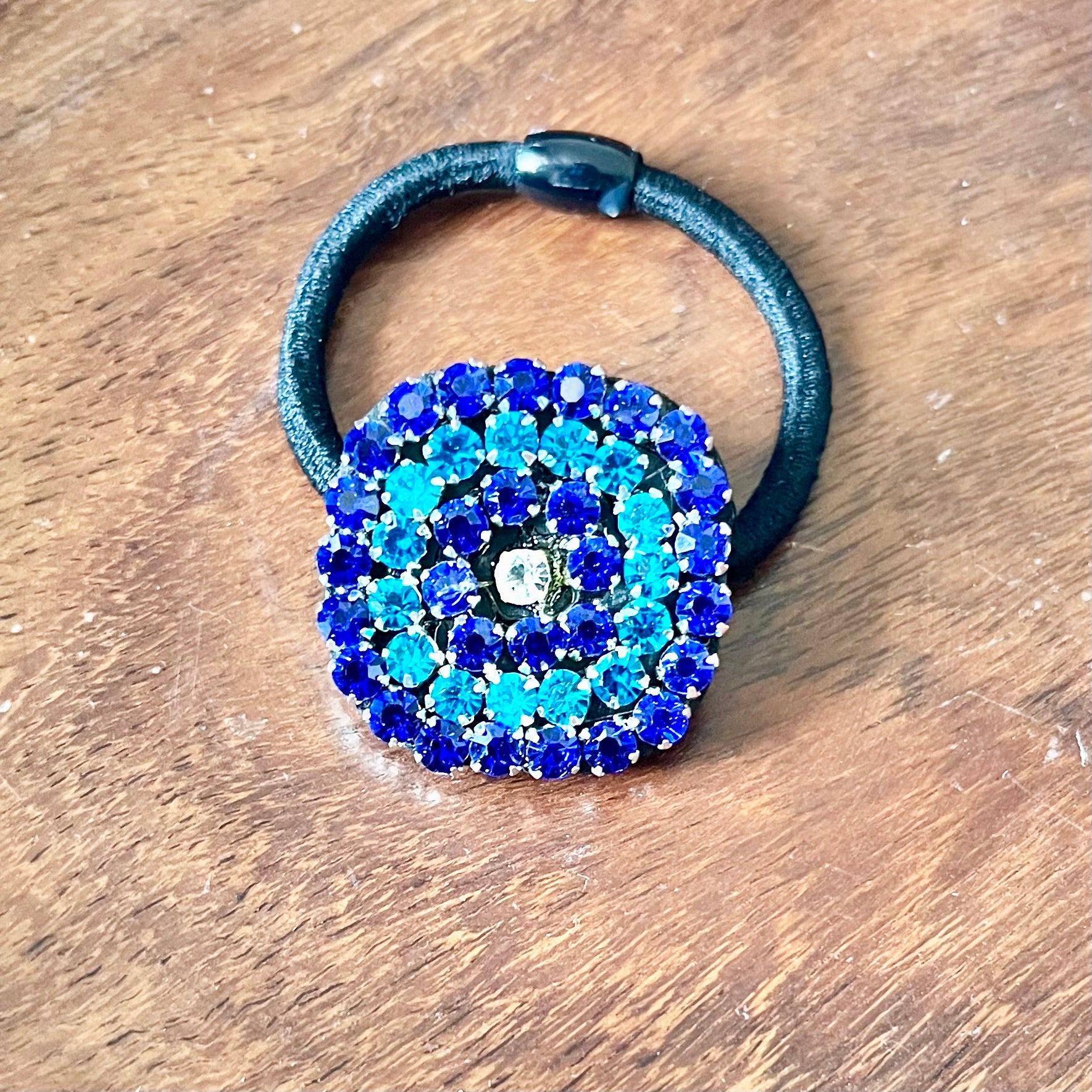 ocean spark hairband, crystal hairband, blue hair accessory, rhinestone hairband, floral hairband, party hair accessory, handmade hairband, sparkly hair tie, girls hairband, stylish hairband, trendy hair accessories, elegant hairband, festive hairband, bridal hair accessory, premium hairband for women