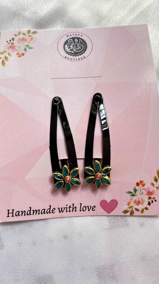 Sky blue flower tic-taç clip - MATSYA BOUTIQUE