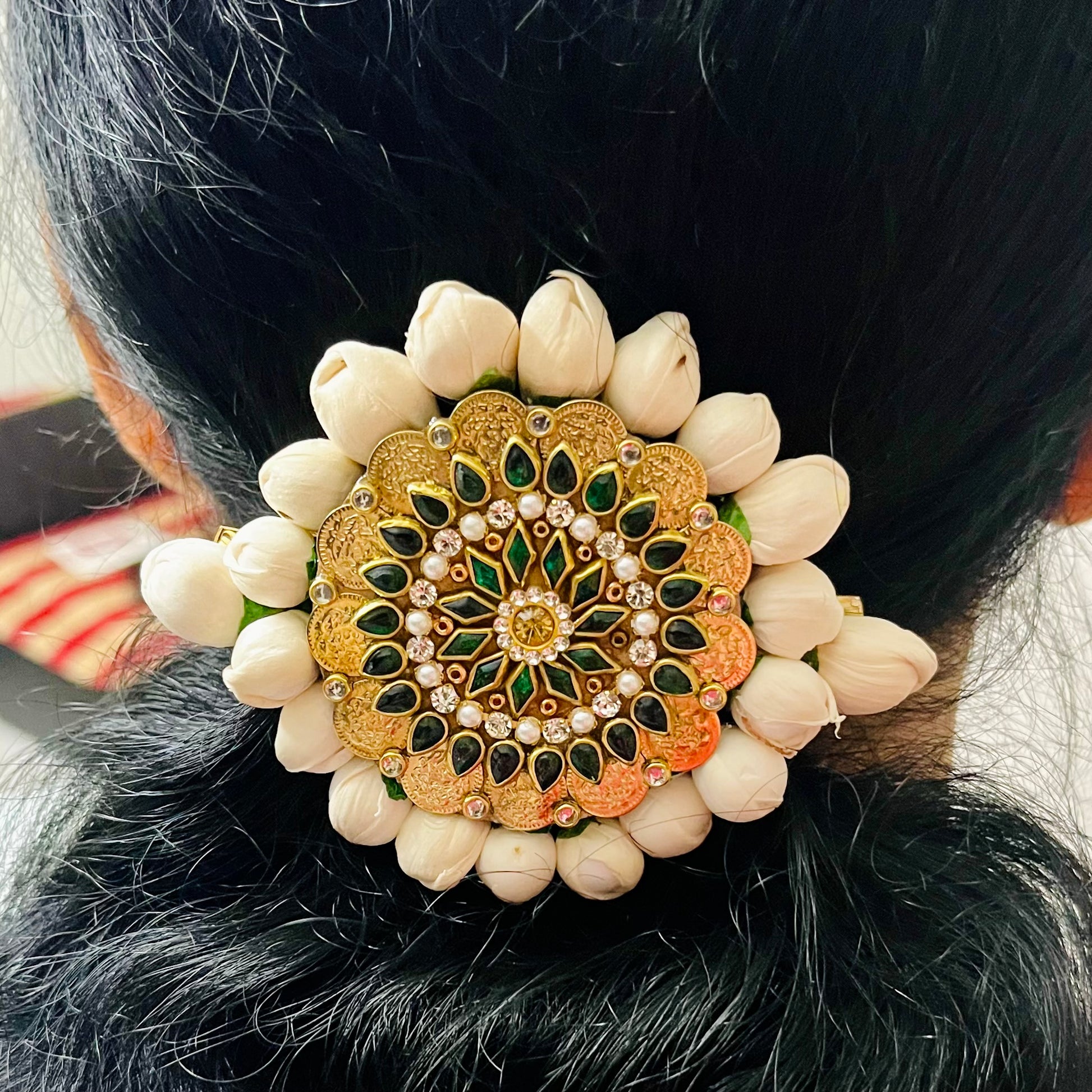 floral juda pin, hair accessories for bun, bridal juda pin, kundan juda pin, jasmine juda pin, traditional hair accessory, indian bridal hair accessory, handcrafted juda pin, wedding hair accessory, artificial gajra pin, south indian hair accessory, floral hair brooch, juda pin for saree look, festive hair accessory, juda pin set