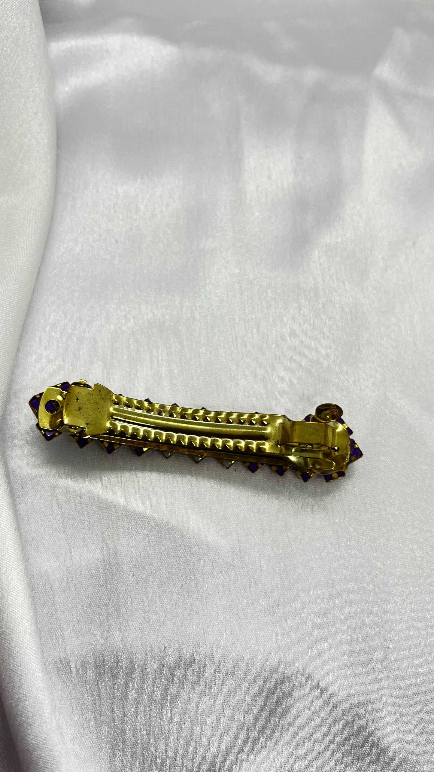 Purple Matte Finish with Pearl Center Clip - MATSYA BOUTIQUE