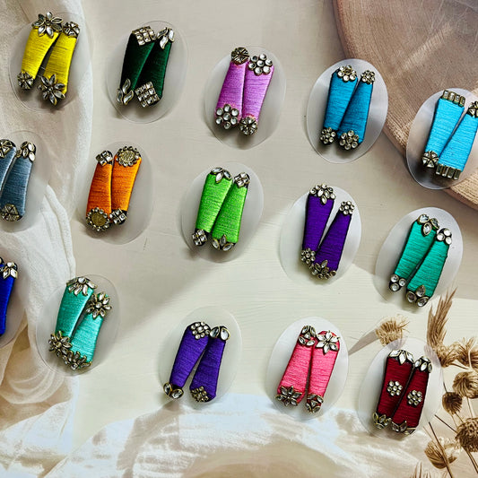 Threaded tic tac(Assorted colors & designs)