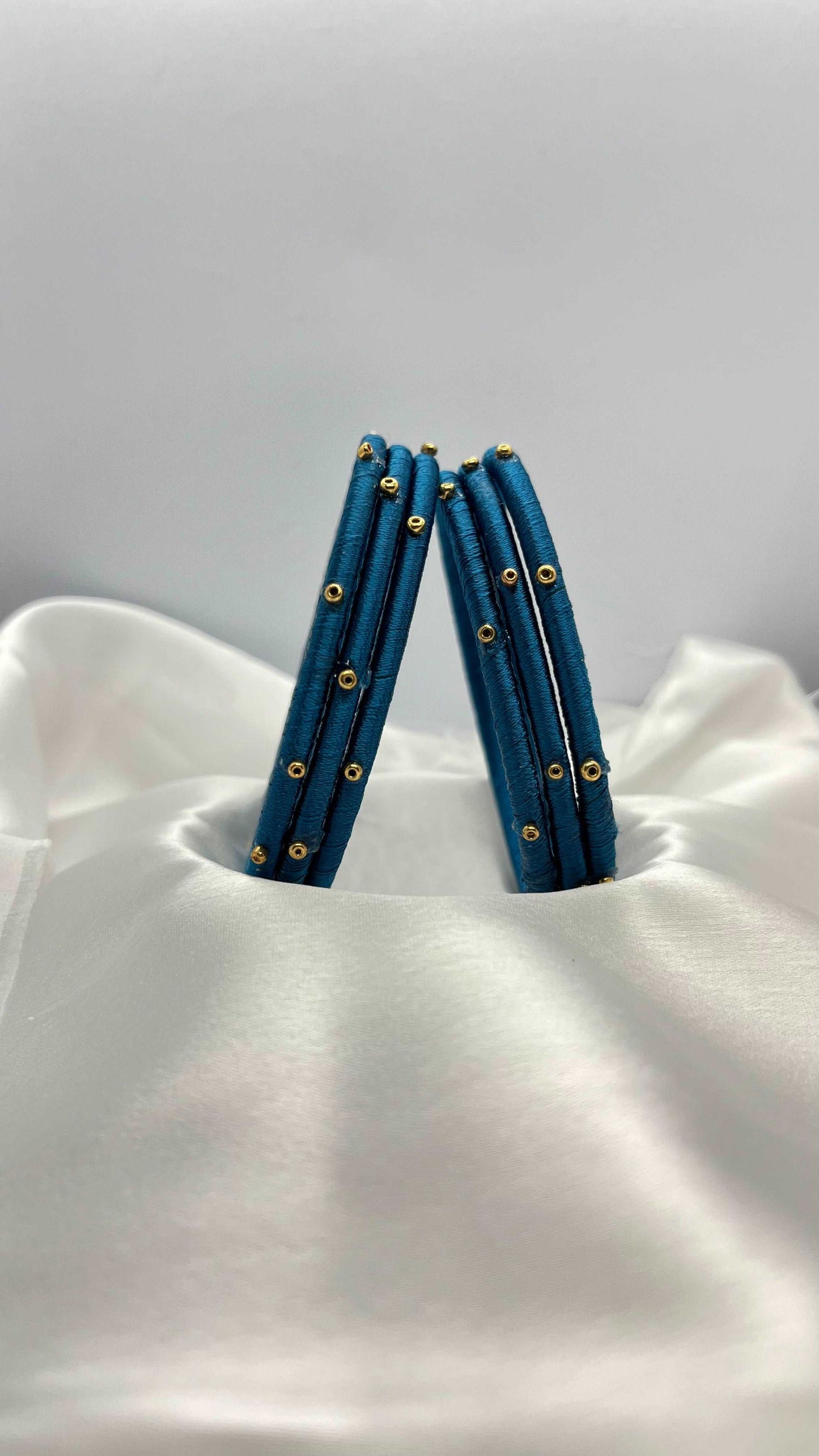 Peacock blue sugar bead bangles - MATSYA BOUTIQUE