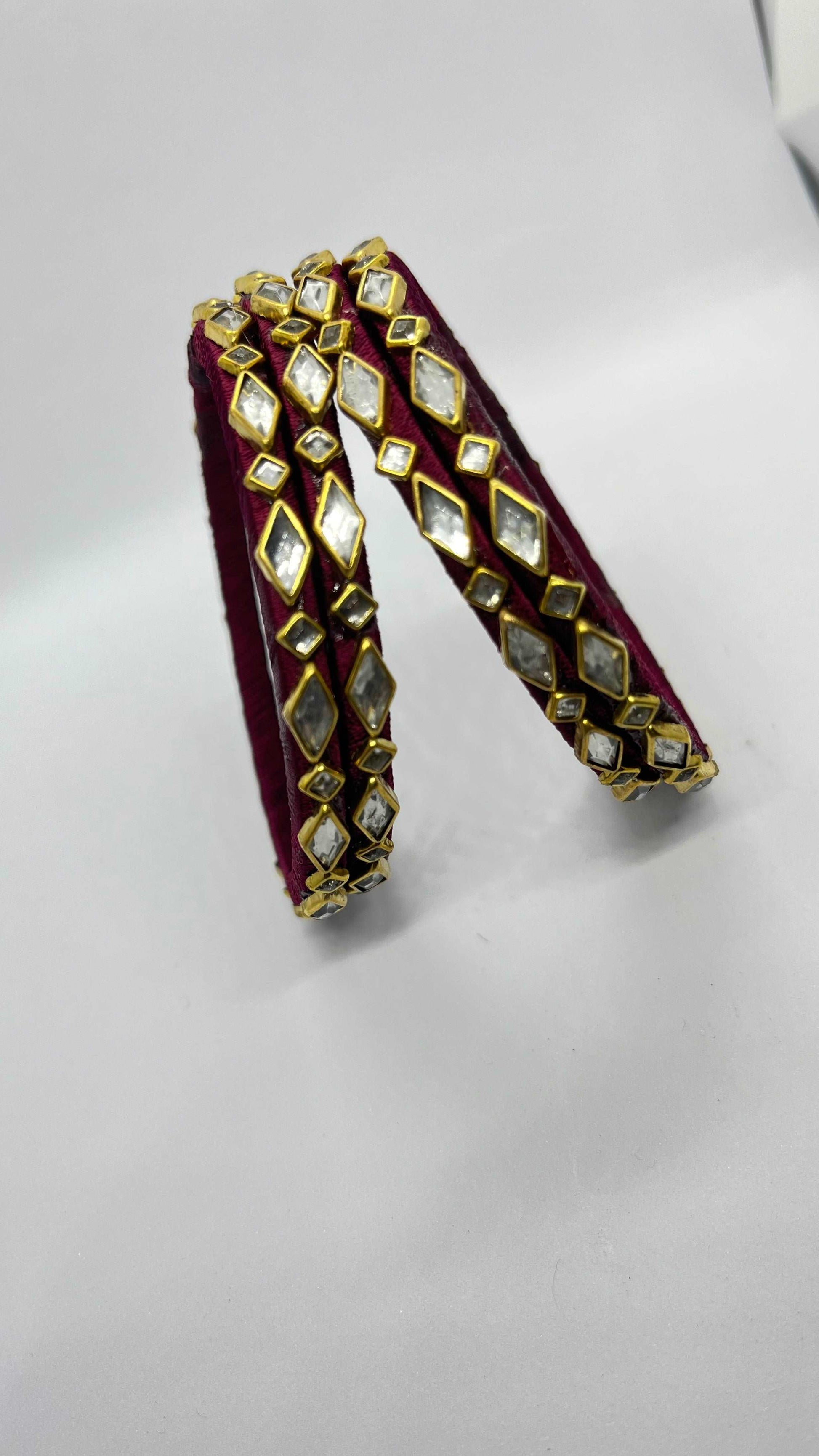 Maroon Single line Kundan bangles - MATSYA BOUTIQUE