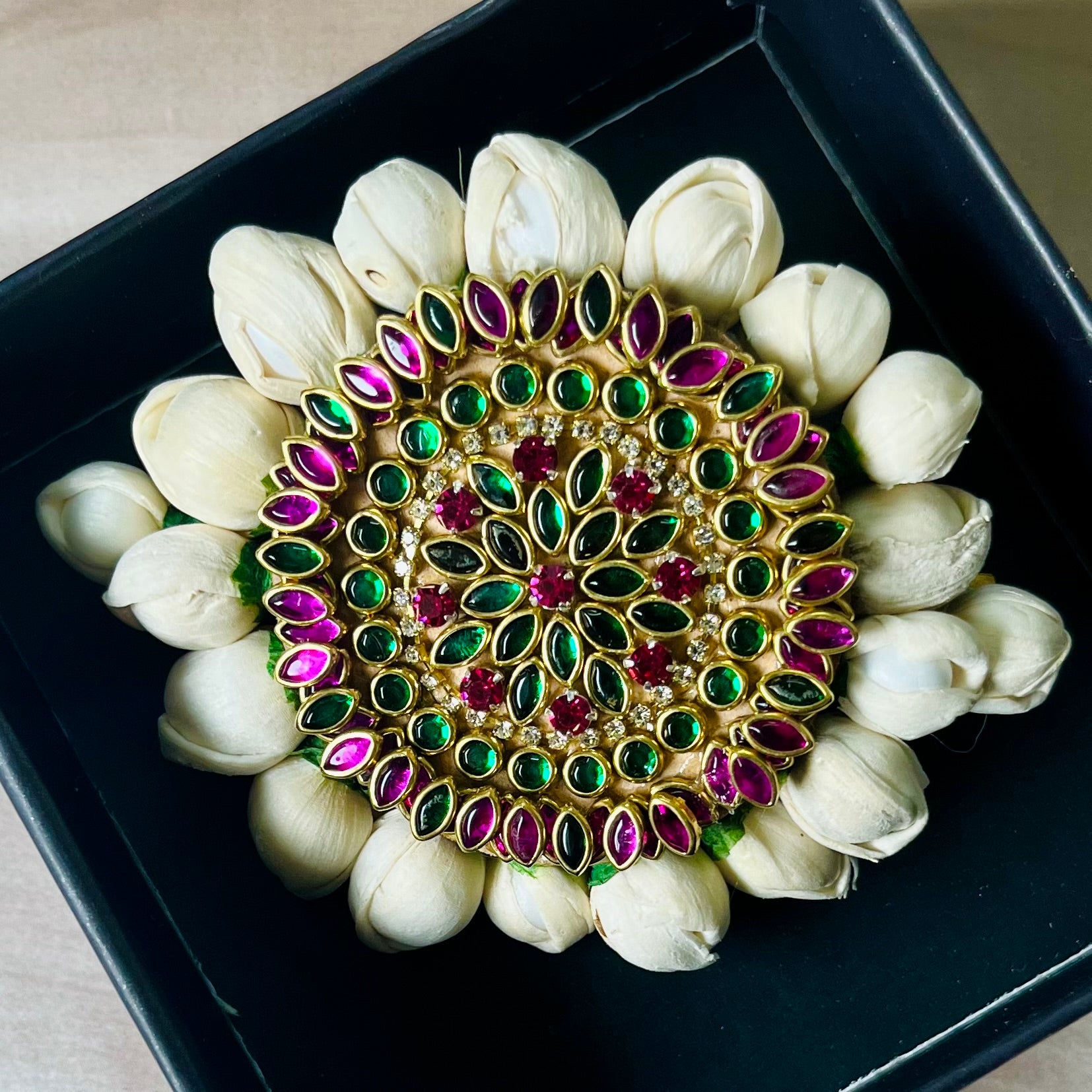 floral juda pin, hair accessories for bun, bridal juda pin, kundan juda pin, jasmine juda pin, traditional hair accessory, indian bridal hair accessory, handcrafted juda pin, wedding hair accessory, artificial gajra pin, south indian hair accessory, floral hair brooch, juda pin for saree look, festive hair accessory, juda pin set