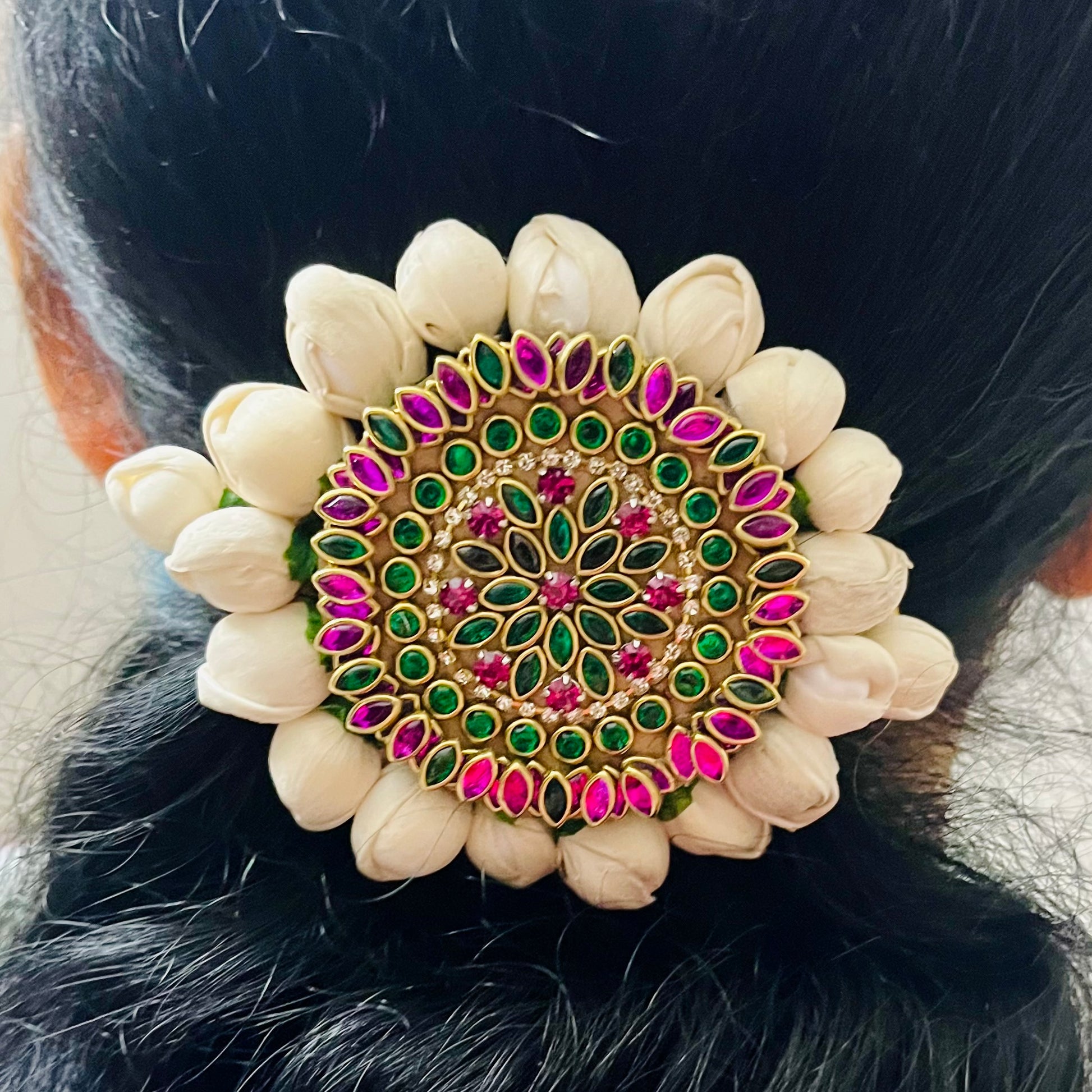 floral juda pin, hair accessories for bun, bridal juda pin, kundan juda pin, jasmine juda pin, traditional hair accessory, indian bridal hair accessory, handcrafted juda pin, wedding hair accessory, artificial gajra pin, south indian hair accessory, floral hair brooch, juda pin for saree look, festive hair accessory, juda pin set