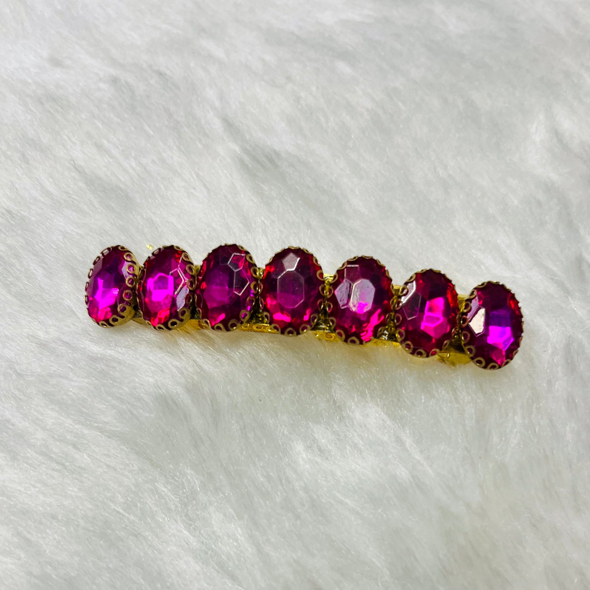 Add a touch of elegance to your hairstyle with this stunning magenta stone hair clip! Perfect for adding sparkle to any outfit. ✨

magenta hair clip, gemstone hair accessory, handmade jewelry, elegant hair clip, statement hair accessory, crystal hair clip, ethnic jewelry, Indian fashion accessory, bold hair clip, sparkling gemstone, handcrafted clip, luxurious hair accessory, bridal hair clip, unique hair jewelry, traditional hair clip

#HairAccessories #HandmadeJewelry #ElegantStyle #FashionClip #StoneHair