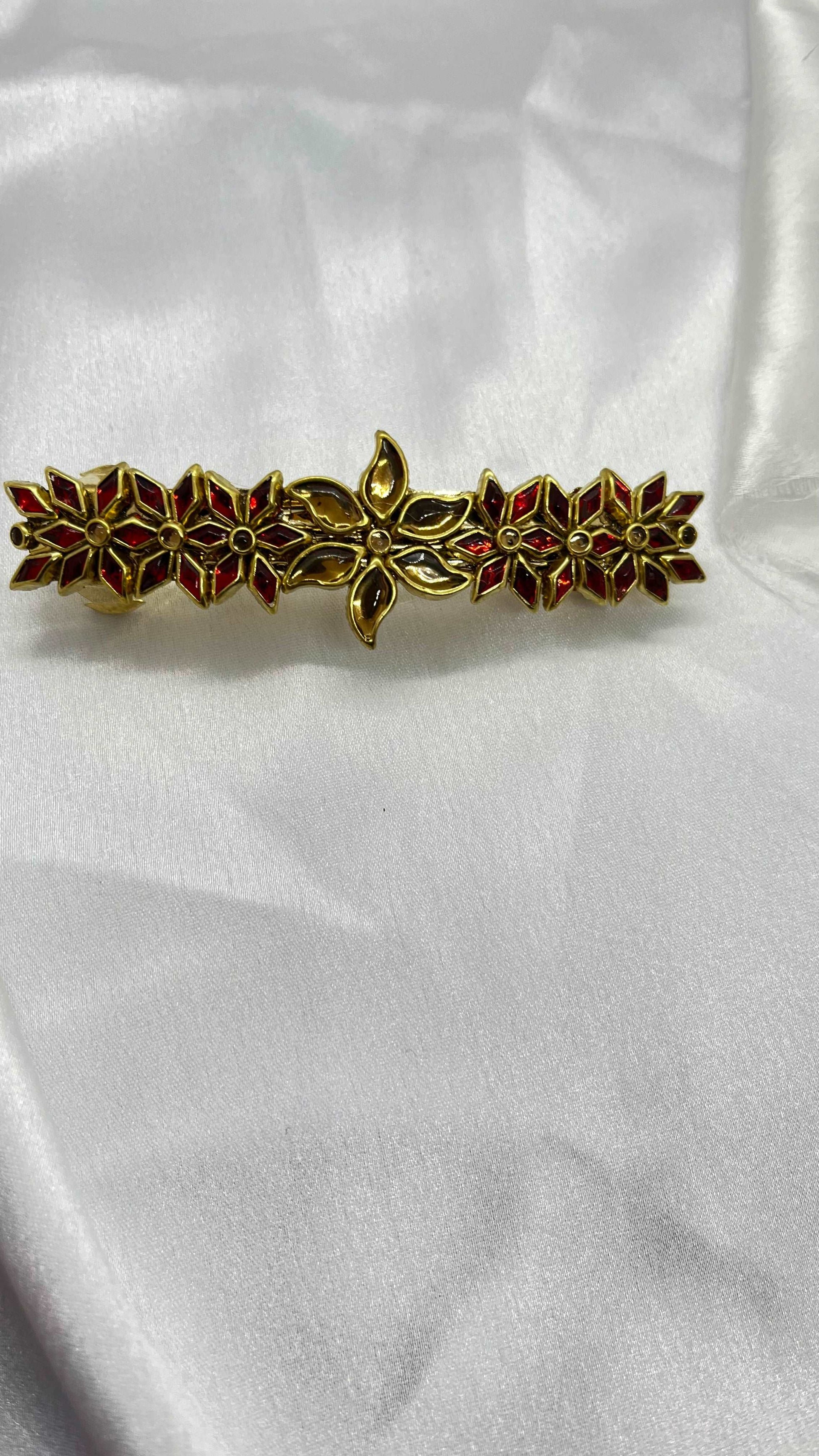 Gold and Red Center Clip