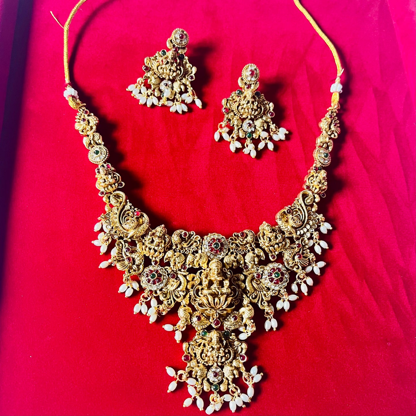 Lakshmi Divine Set