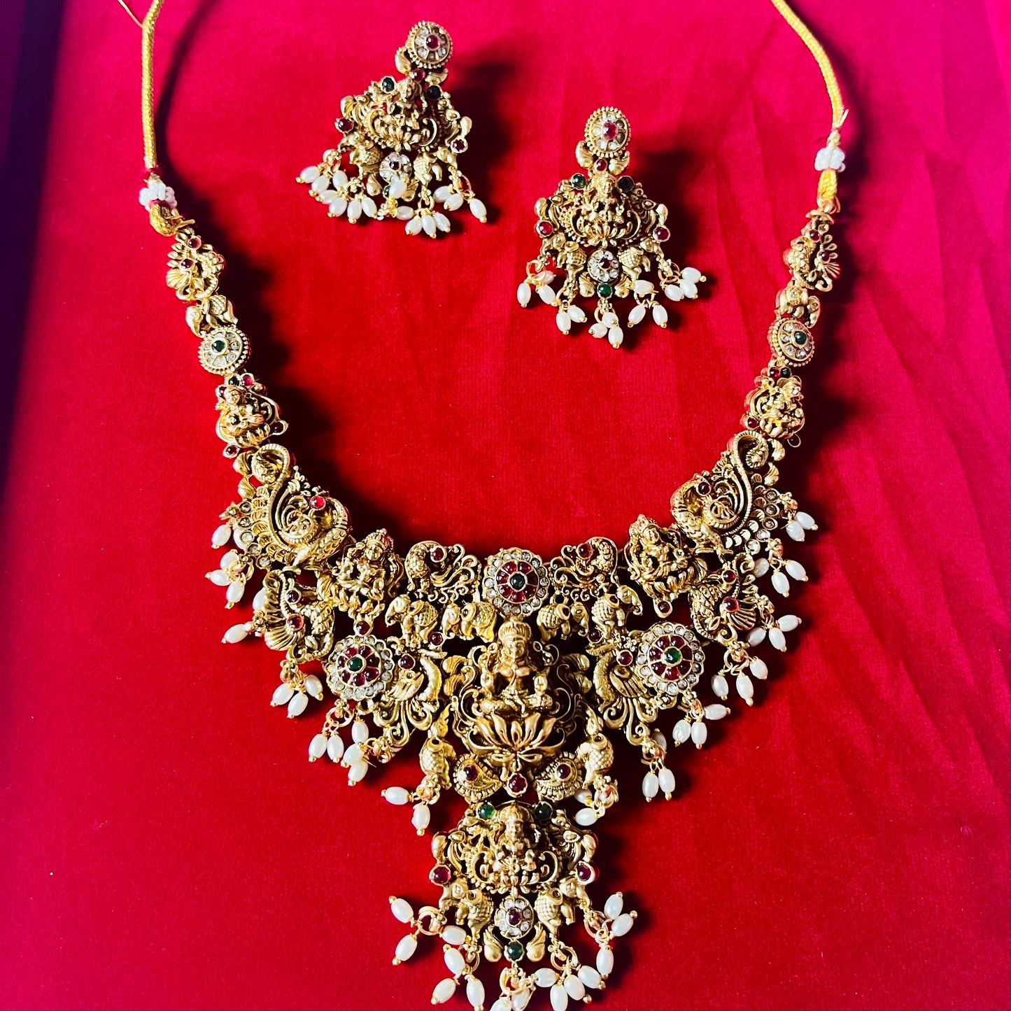 Lakshmi Divine Set