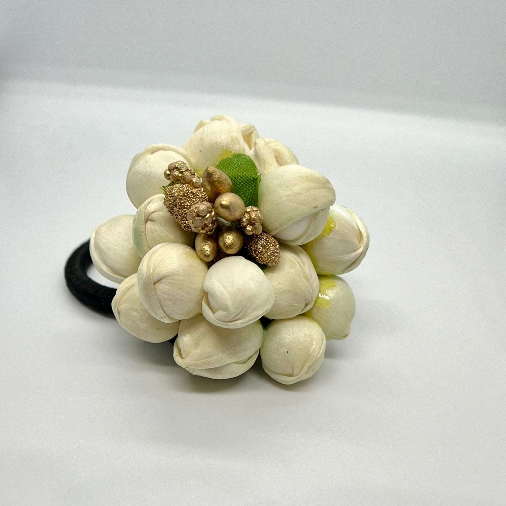 Handmadejasmine bud hairband with realistic white buds for elegant hairstyles