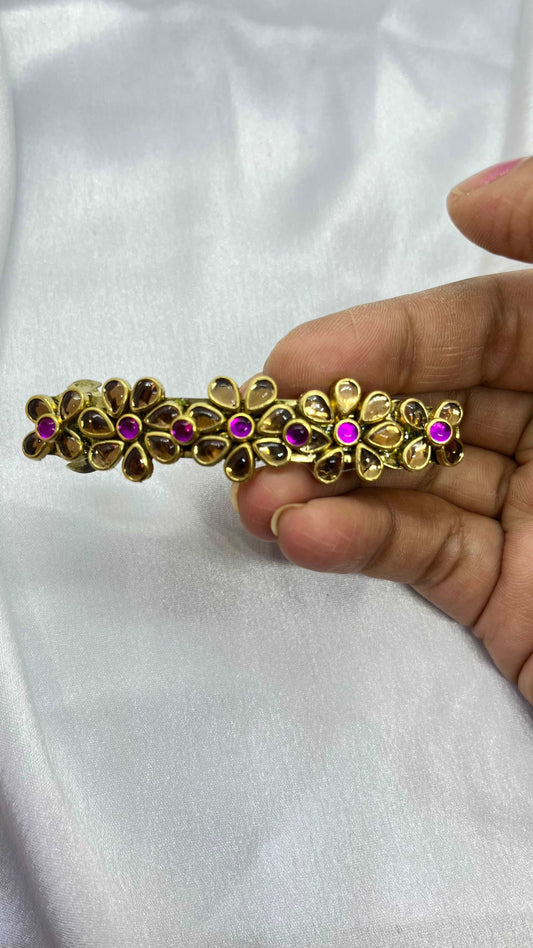 Gold Glossy Flower Center Clip-Center Clips-MATSYA BOUTIQUE-MATSYA BOUTIQUE