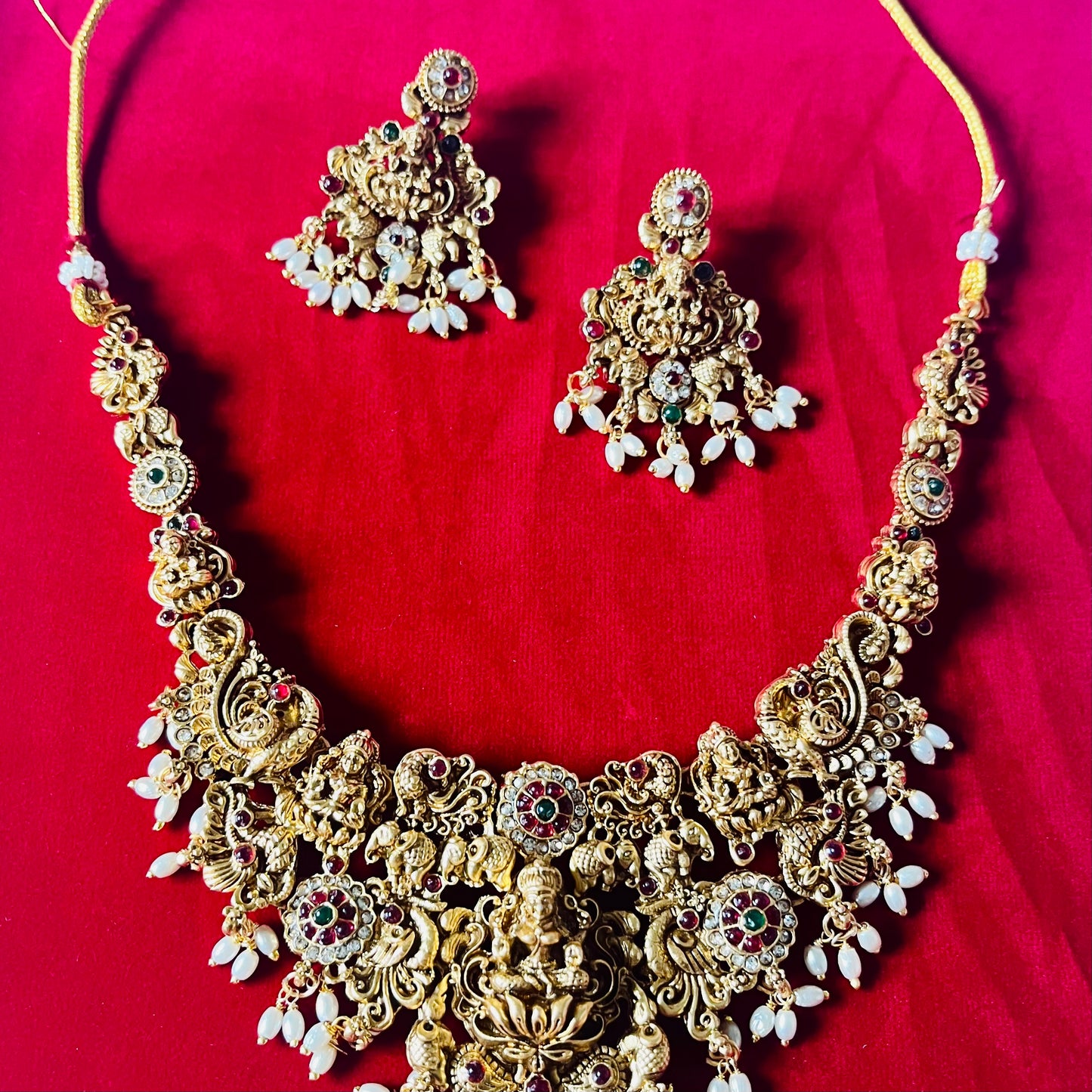 Lakshmi Divine Set
