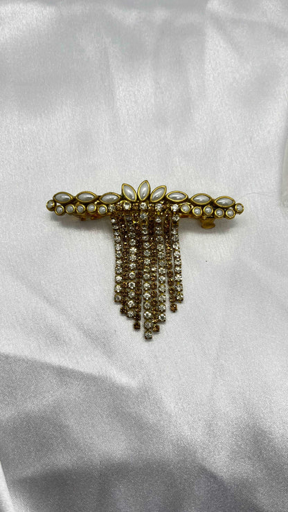 Pearl Chain Center Clip