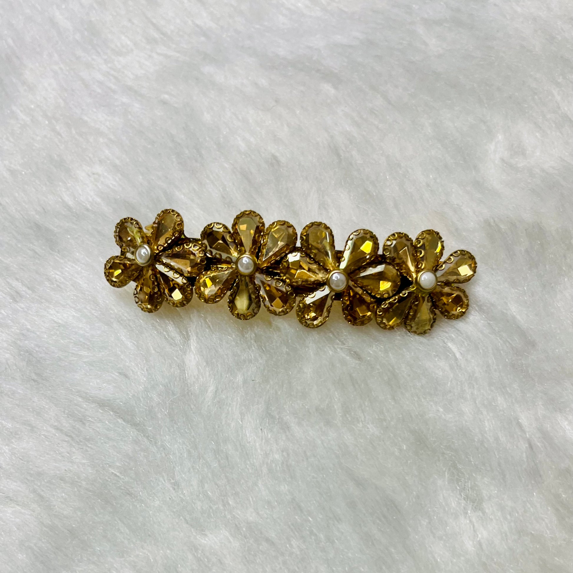 Golden Flower Center Clip-Center Clips-MATSYA BOUTIQUE -MATSYA BOUTIQUE