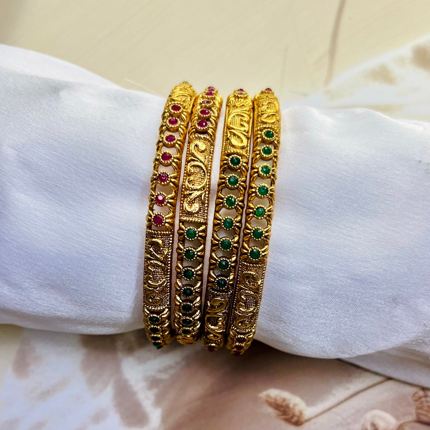 Majestic Ruby Green-Designer Bangles-MATSYA BOUTIQUE -2.4-MATSYA BOUTIQUE