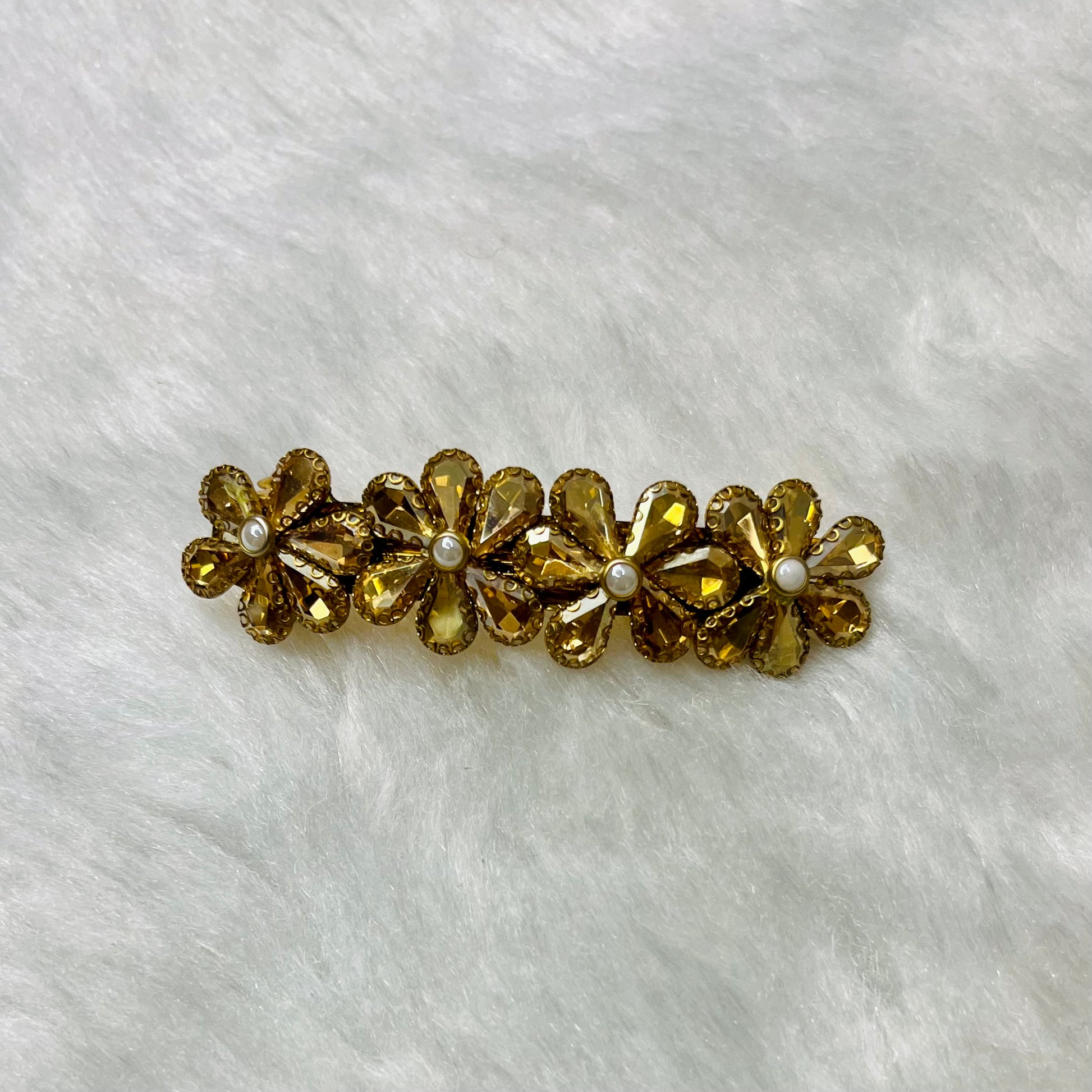 Golden Flower Center Clip-Center Clips-MATSYA BOUTIQUE -MATSYA BOUTIQUE