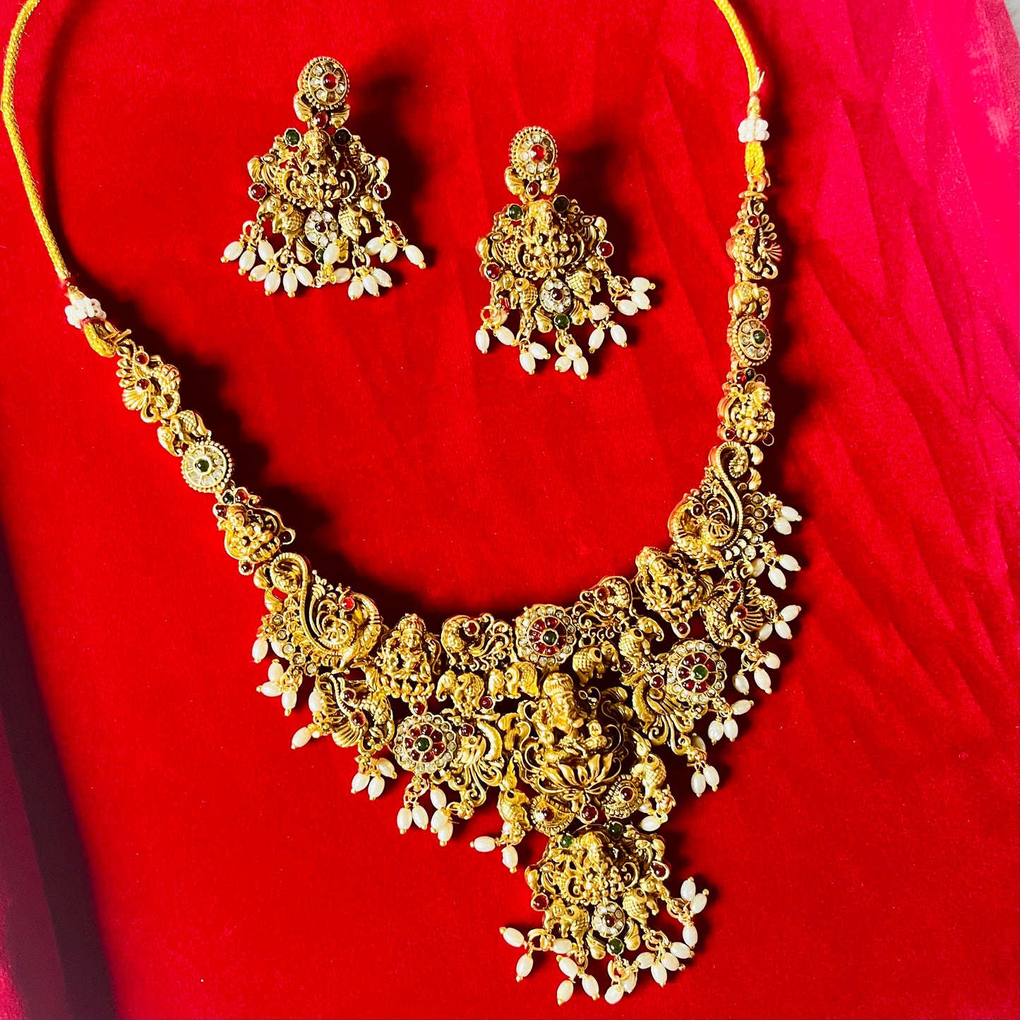 Lakshmi Divine Set